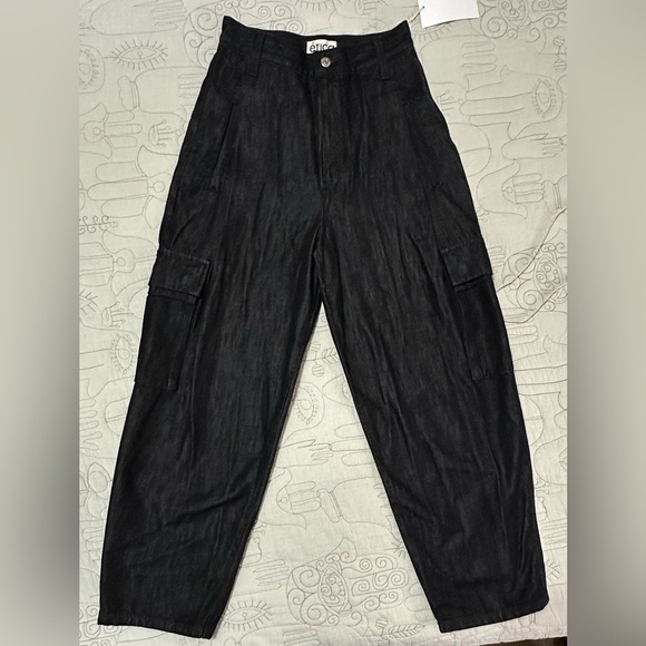 NWT Etica Lewis High Waist Pleated Ankle Cargo Jeans Onyx Black Denim - Picture 4 of 16